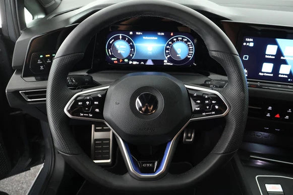 Volkswagen Golf - Afbeelding 17 van 30