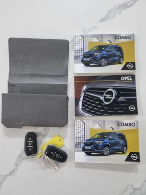 Opel Combo - Afbeelding 25 van 28