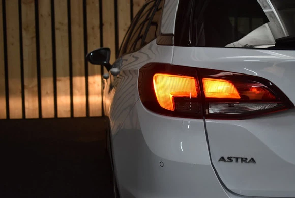 Opel Astra - Afbeelding 24 van 30