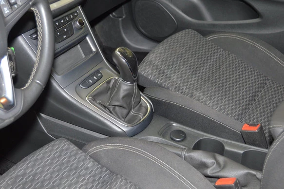 Opel Astra - Afbeelding 28 van 30