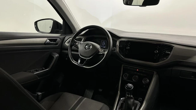Volkswagen T-Roc - Afbeelding 20 van 30