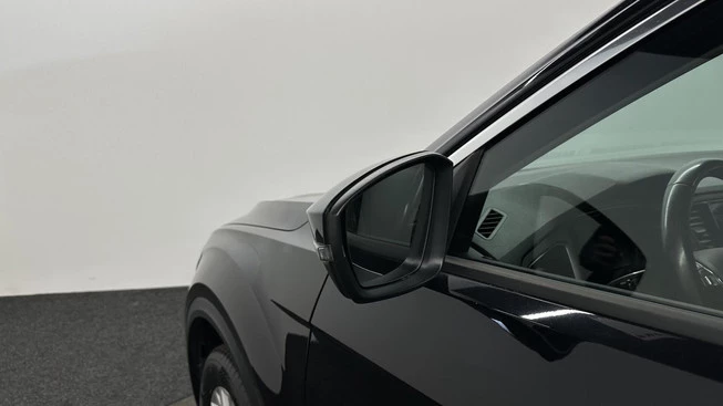 Volkswagen T-Roc - Afbeelding 25 van 30