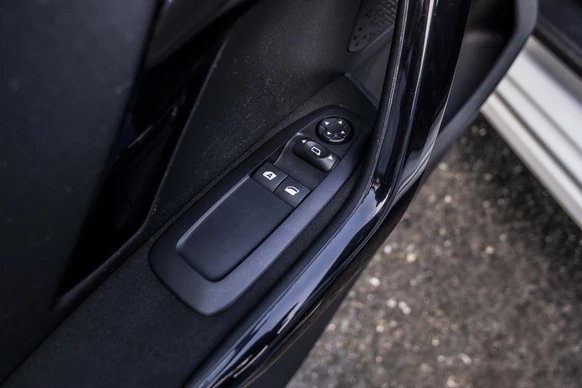 Peugeot 208 - Afbeelding 22 van 30