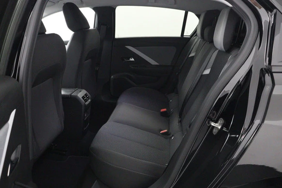 Opel Astra - Afbeelding 14 van 30