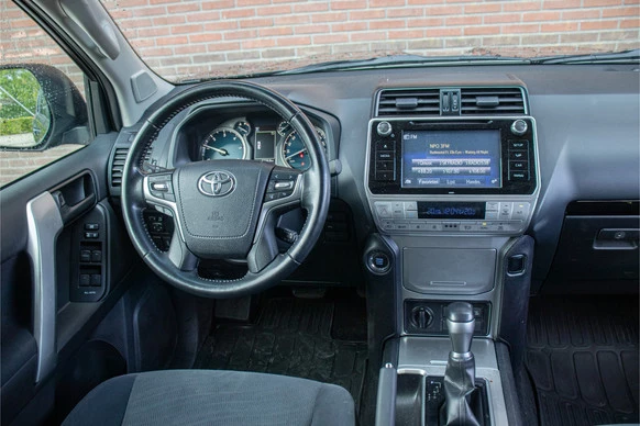 Toyota Land Cruiser - Afbeelding 8 van 30