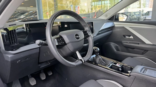 Opel Astra - Afbeelding 7 van 18