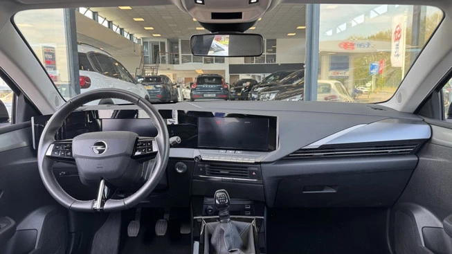 Opel Astra - Afbeelding 10 van 18