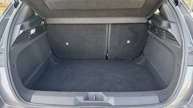 Opel Astra - Afbeelding 12 van 18