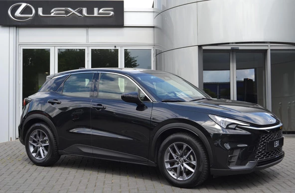 Lexus LBX