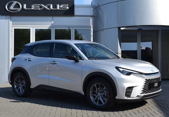 Lexus LBX
