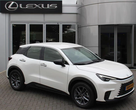 Lexus LBX