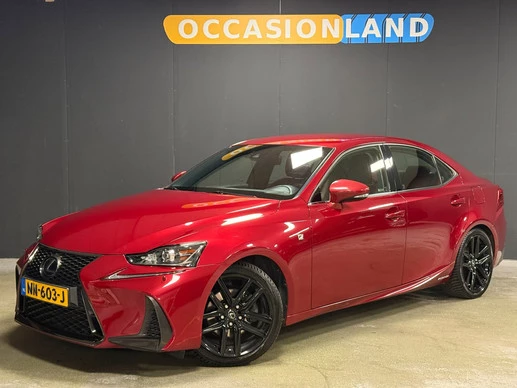 Lexus IS