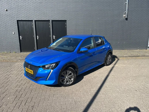 Peugeot e-208