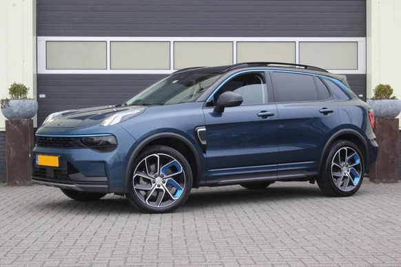 Lynk & Co 01