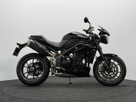 Triumph Speed Triple leasen