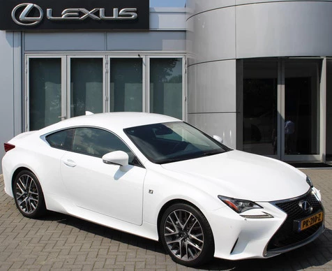 Lexus RC
