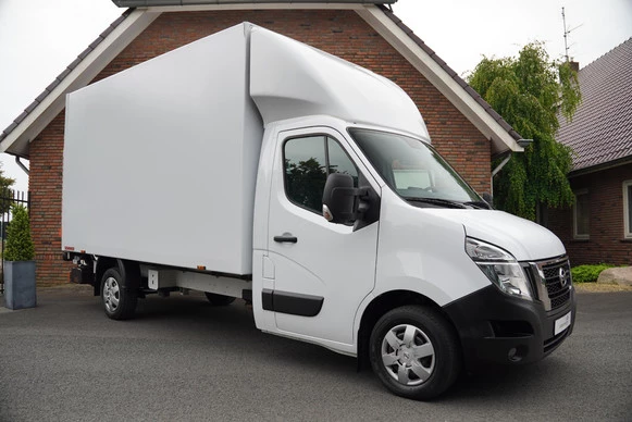 Nissan Interstar