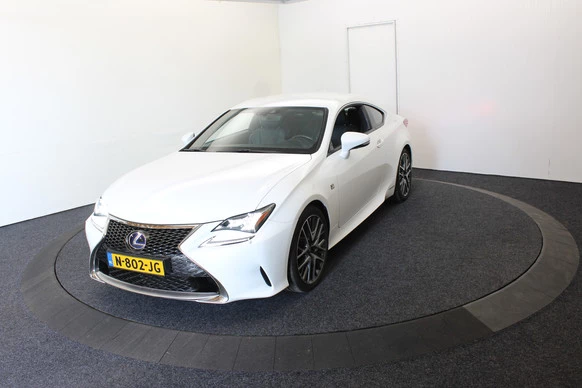 Lexus RC