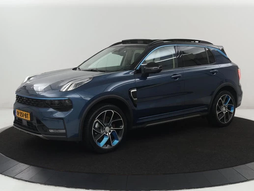 Lynk & Co 01