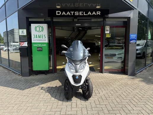 Piaggio MP3 leasen