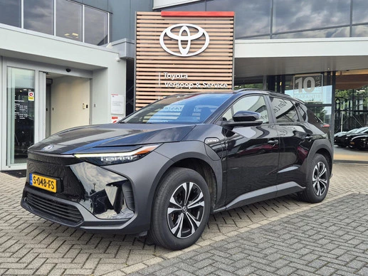 Toyota bZ4X leasen
