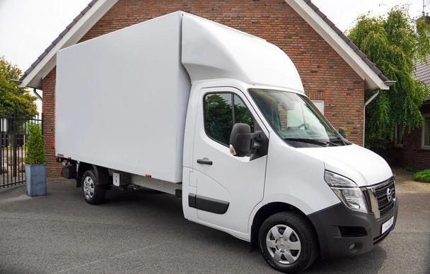 Nissan Interstar