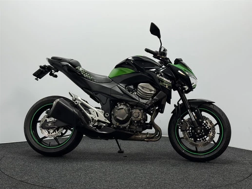 Kawasaki Z800 leasen