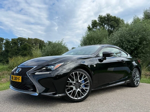 Lexus RC