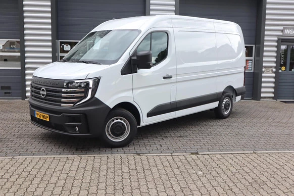 Nissan Interstar