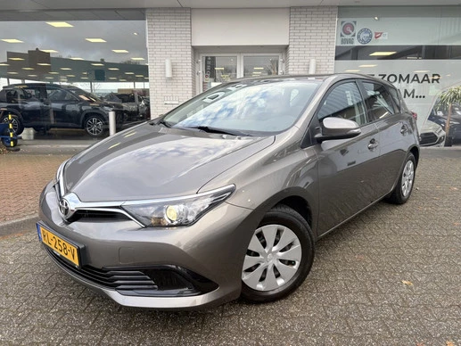 Toyota Auris leasen