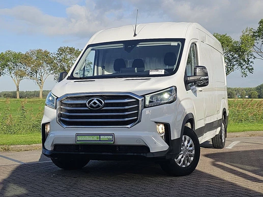Maxus Deliver9
