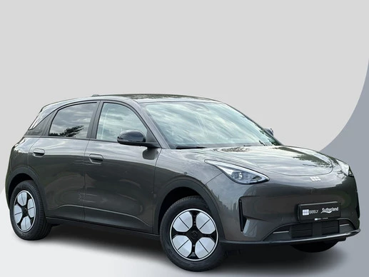 Geely E2