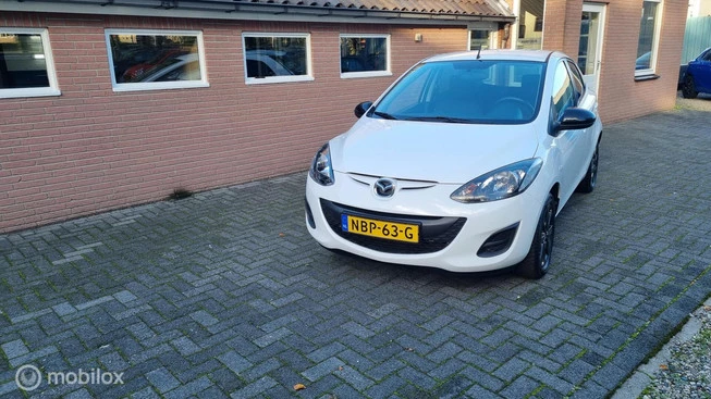 Mazda 2