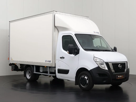 Nissan Interstar