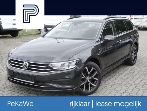 Volkswagen Passat - Afbeelding 1 van 11