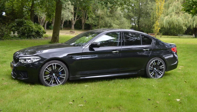 BMW M5 - Afbeelding 2 van 17