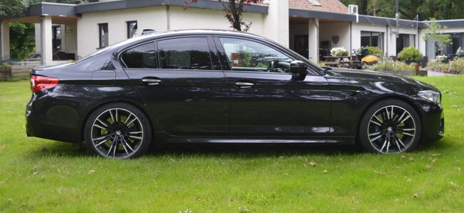 BMW M5 - Afbeelding 8 van 17