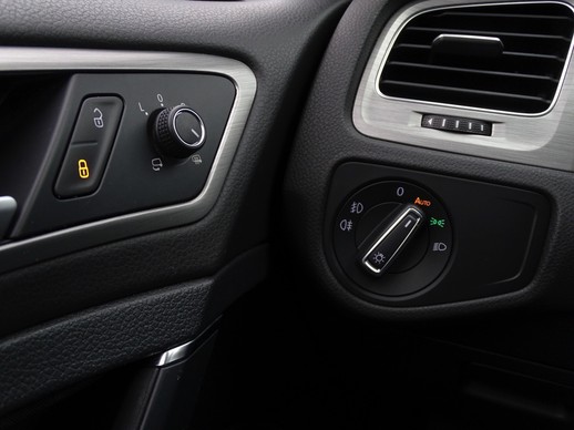 Volkswagen Golf - Afbeelding 17 van 30