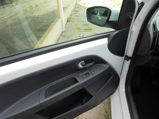 Volkswagen up! - Afbeelding 15 van 21