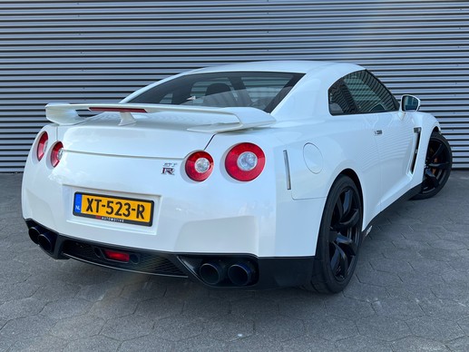 Nissan GT-R - Afbeelding 5 van 23