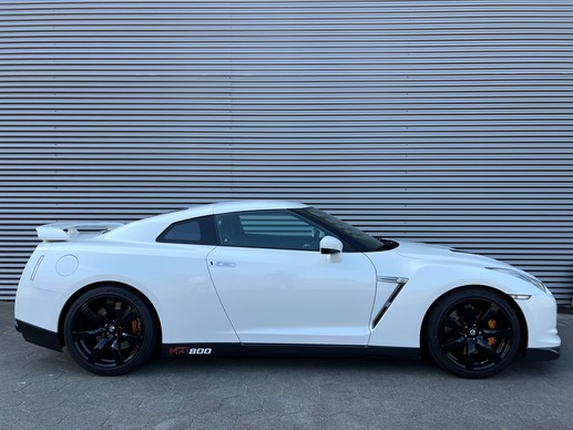 Nissan GT-R - Afbeelding 6 van 23