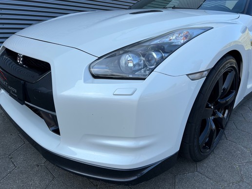 Nissan GT-R - Afbeelding 14 van 23