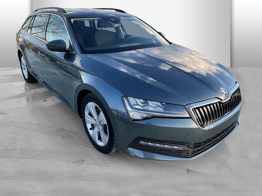 Škoda Superb - Afbeelding 2 van 11