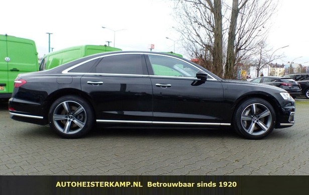 Audi A8 - Afbeelding 1 van 18