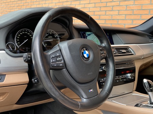 BMW 7 Serie - Afbeelding 10 van 30