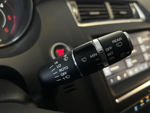 Jaguar E-PACE - Afbeelding 16 van 30