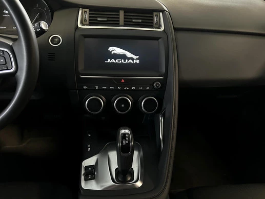 Jaguar E-PACE - Afbeelding 17 van 30
