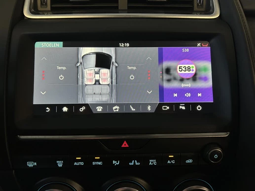 Jaguar E-PACE - Afbeelding 19 van 30