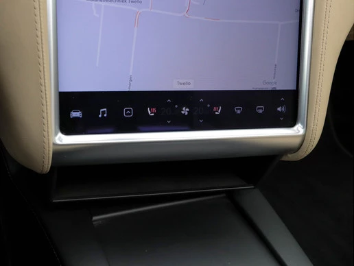 Tesla Model S - Afbeelding 17 van 30