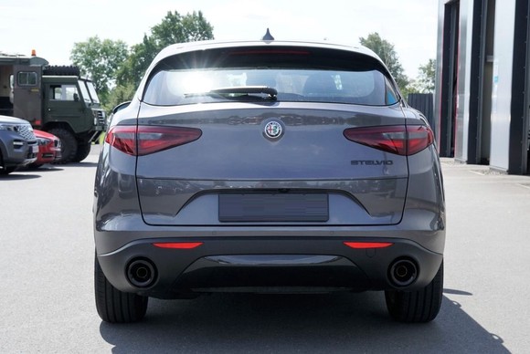 Alfa Romeo Stelvio - Afbeelding 5 van 23